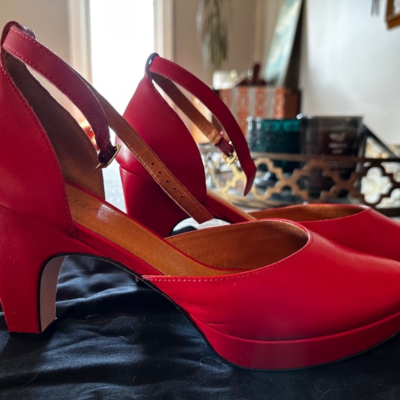 dr LIZA closed toe sandal - APPLE RED - Size 8.5 - Picture 5 of 11